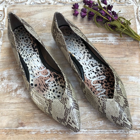 Sam Edelman Shoes - Sam Edelman snakeskin flats size 8